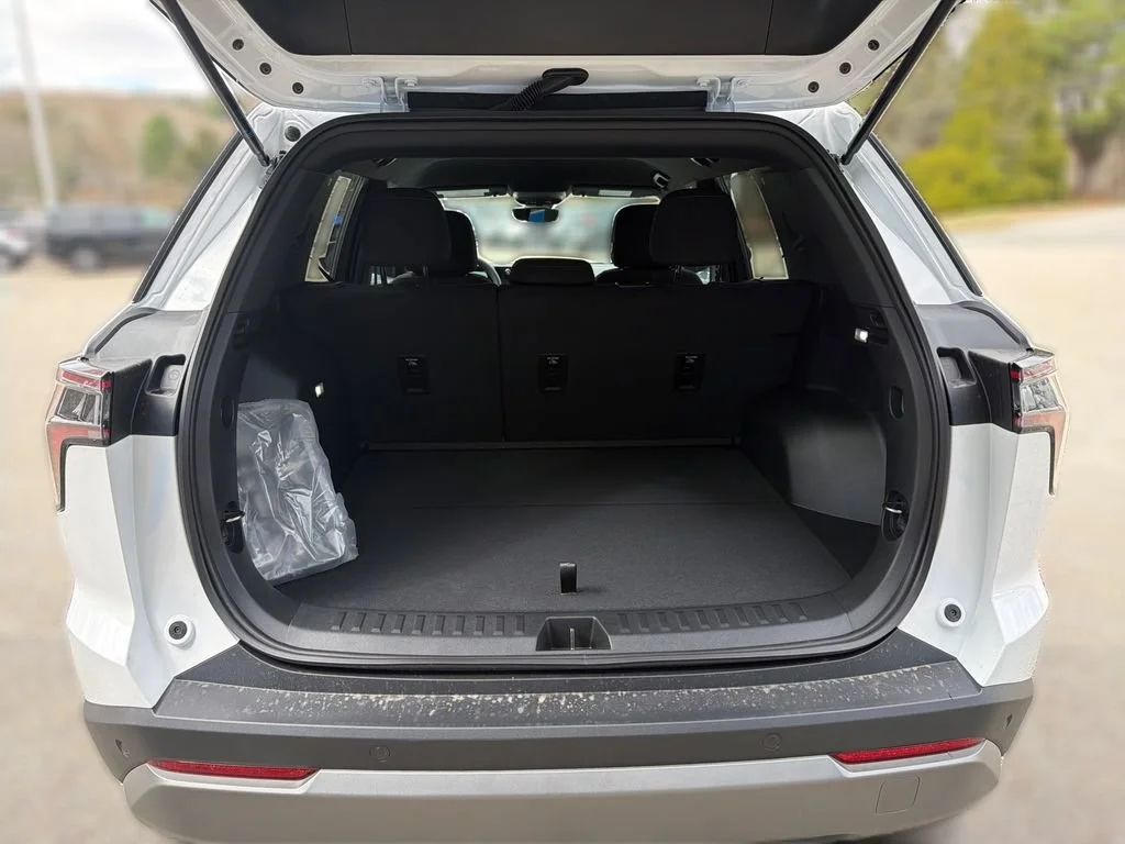 2026 Chevrolet Equinox LT - Photo 13