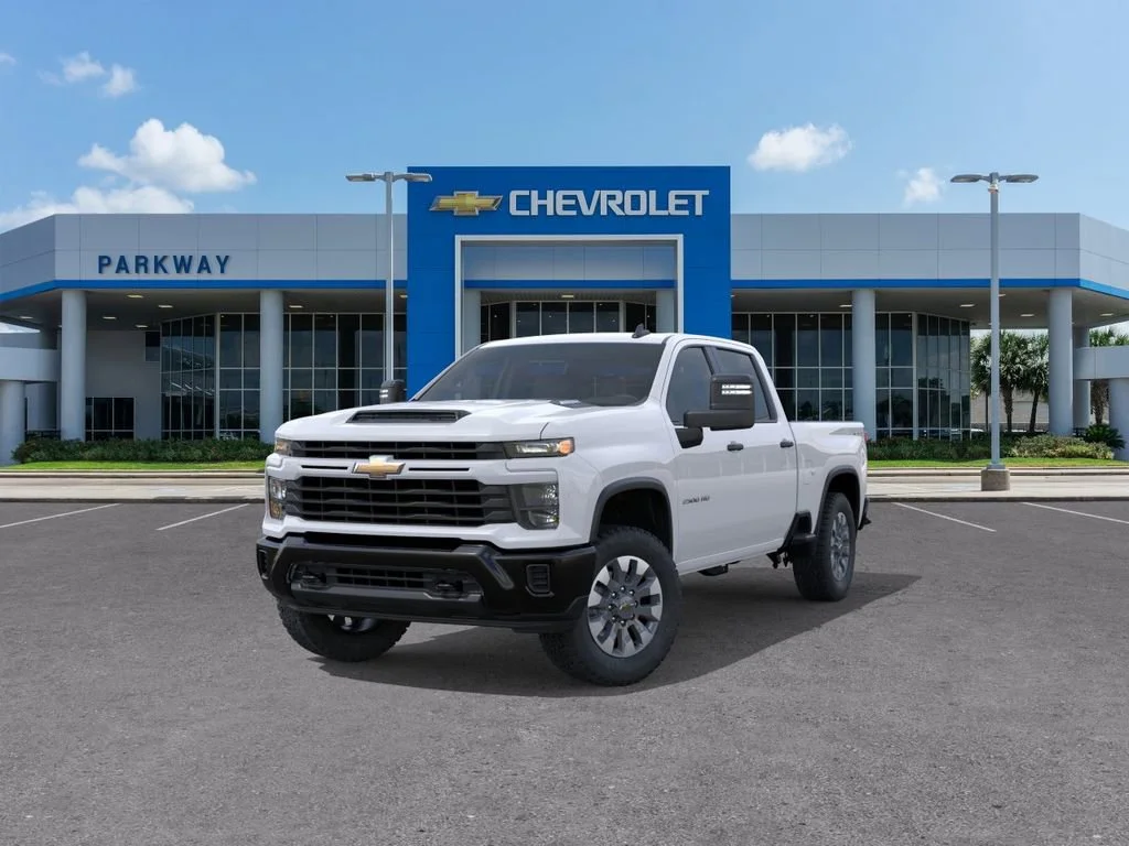 New 2026 Summit White Chevrolet Custom image 8