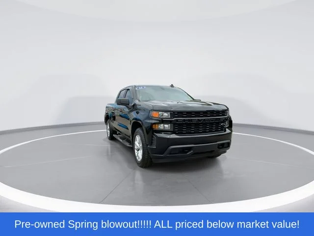 Used 2021 Black Chevrolet Custom image 2