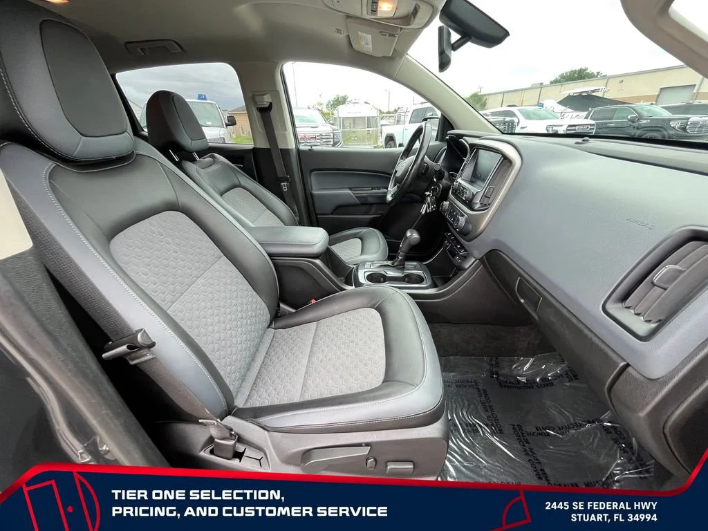 Used 2017 CYBER GRAY METALLIC Chevrolet 4WD Z71 image 19