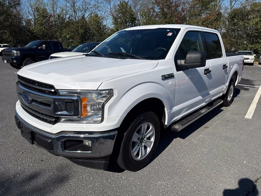 Used 2020 White Ford XLT image 2