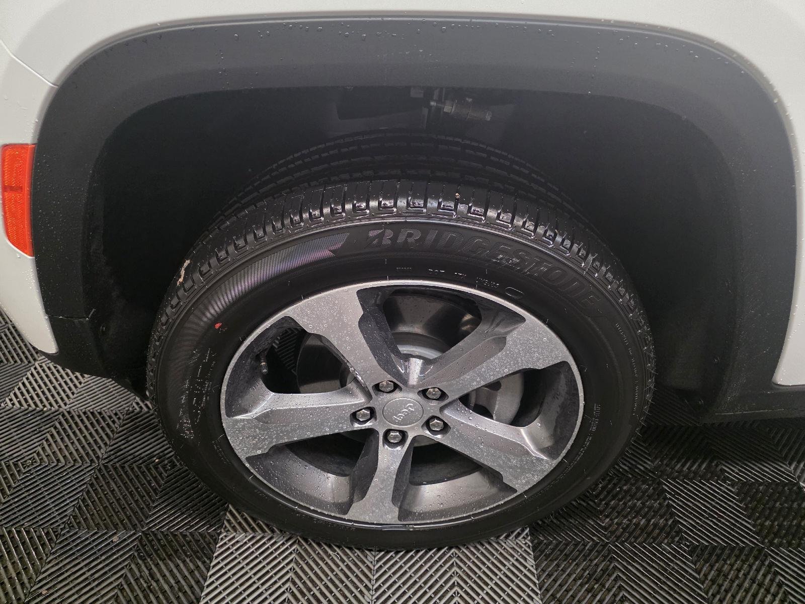 Used 2026 Bright White Clearcoat Jeep Limited image 57