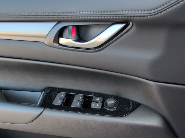 2025 Mazda CX-5 S Preferred package - Photo 16
