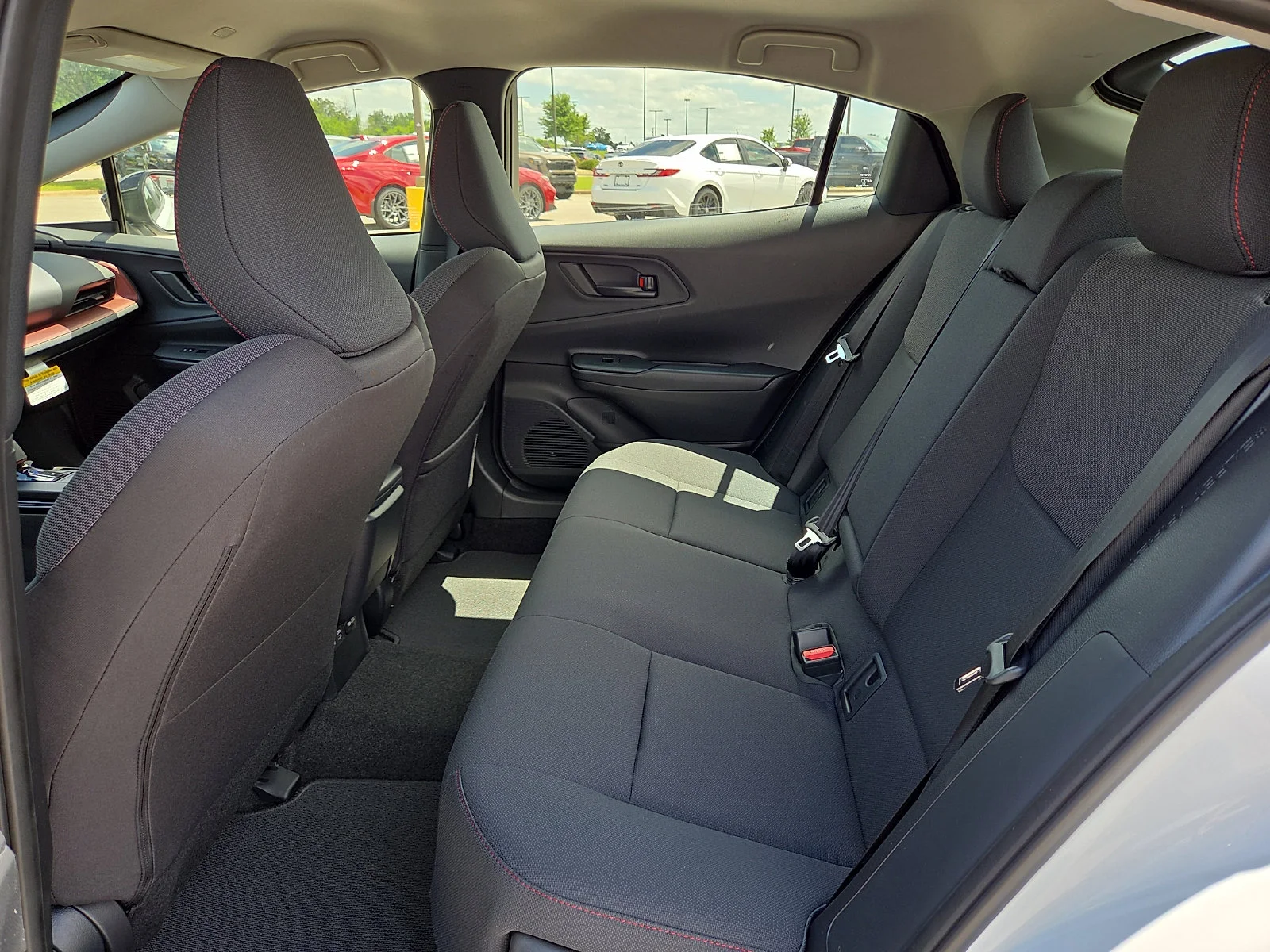 New 2026 Wind Chill Prl Toyota SE image 7