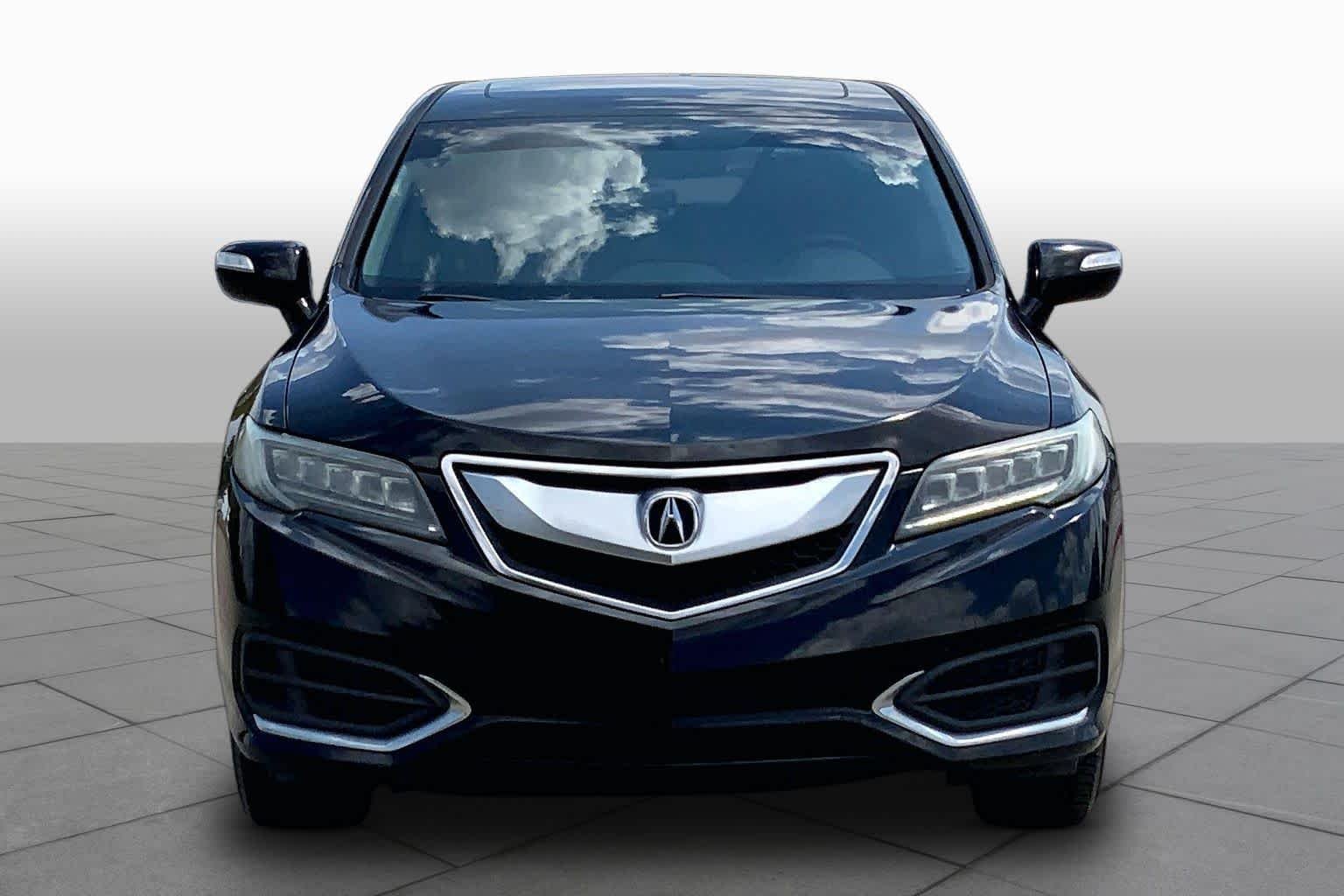 Used 2018 Crystal Black Pearl Acura  image 4