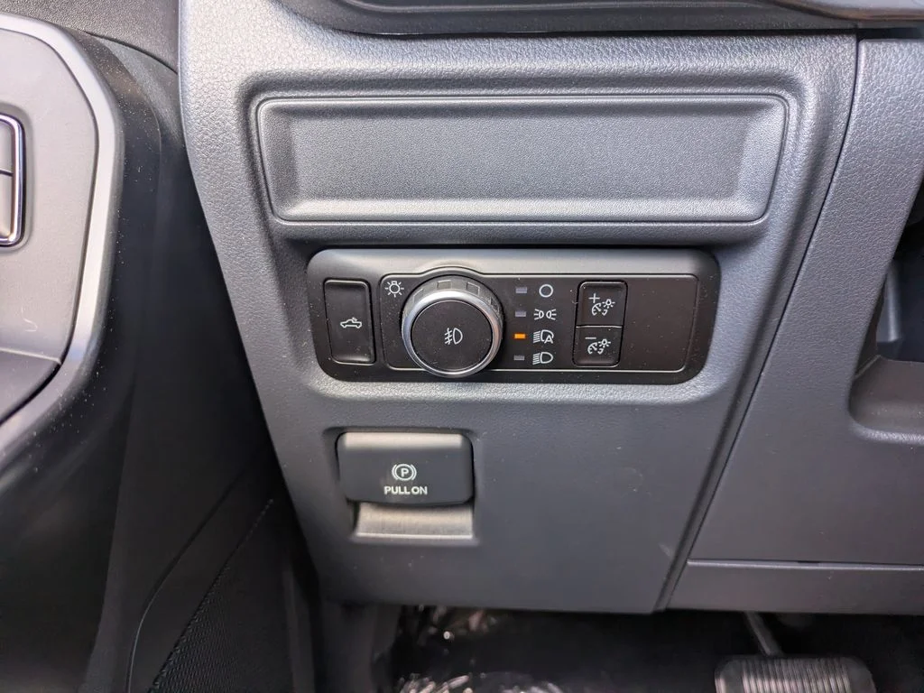 New 2026 Avalanche Ford STX image 24