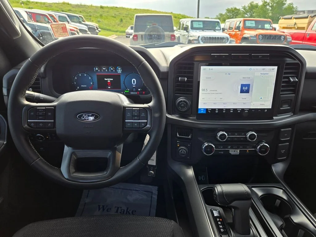 Used 2024 Gray Ford XLT image 19