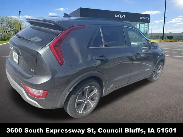 Used 2024 Gray Kia EX image 3