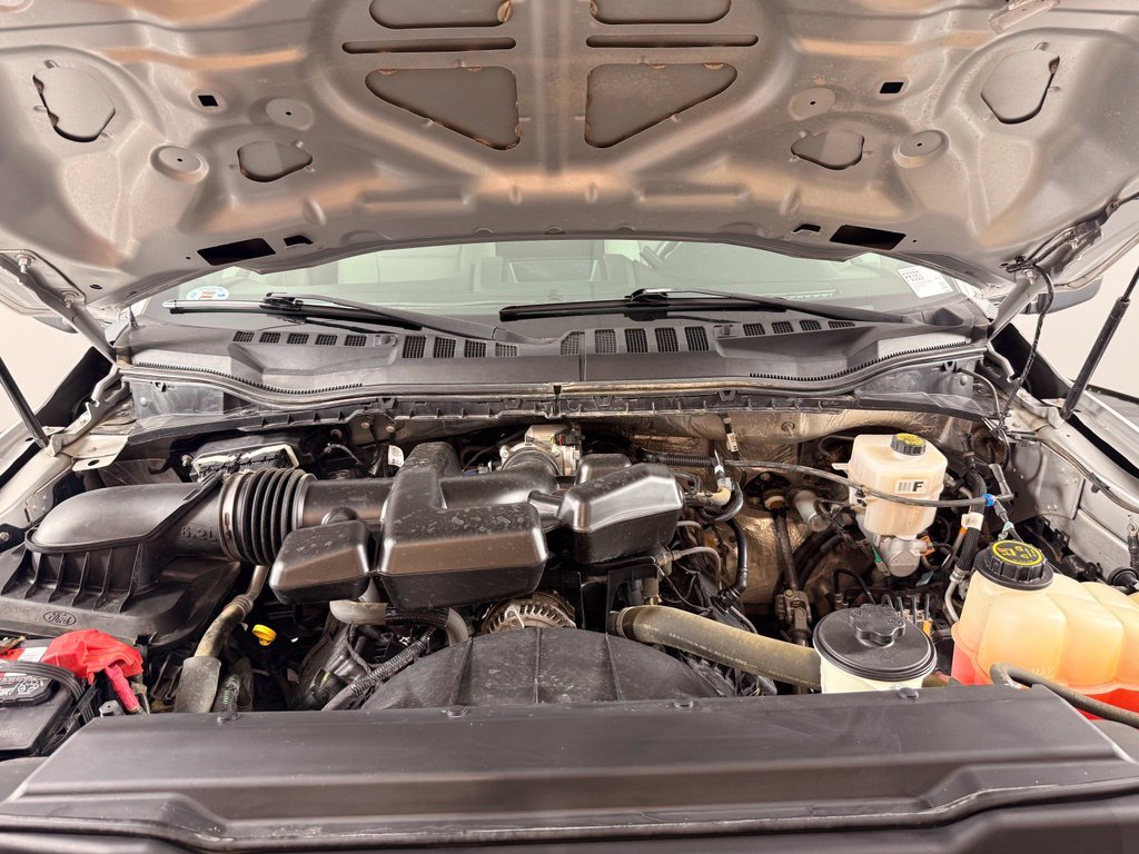 Used 2018 Ingot Silver Ford XL image 34