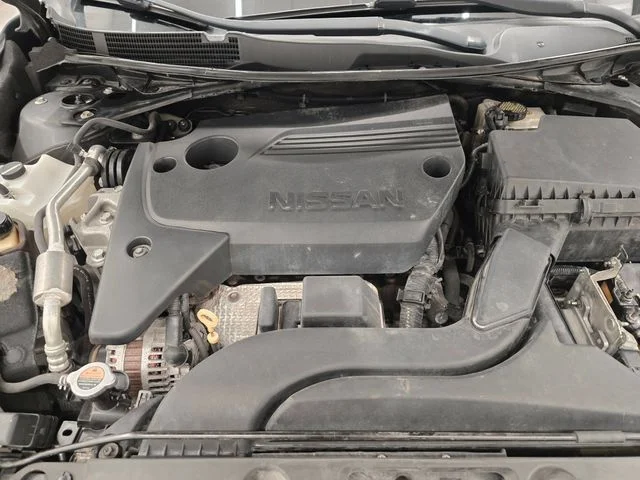 Used 2016 Gun Metallic Nissan 2.5 SR image 33