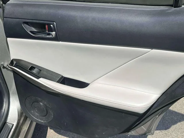 Used 2015 Silver Lexus 250 image 19