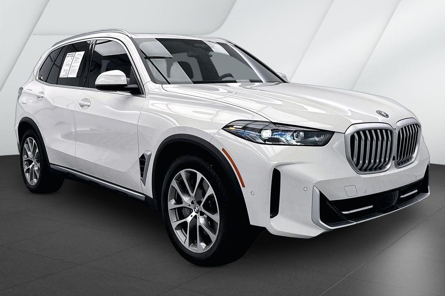 2026 BMW X5 xDrive50e's photo