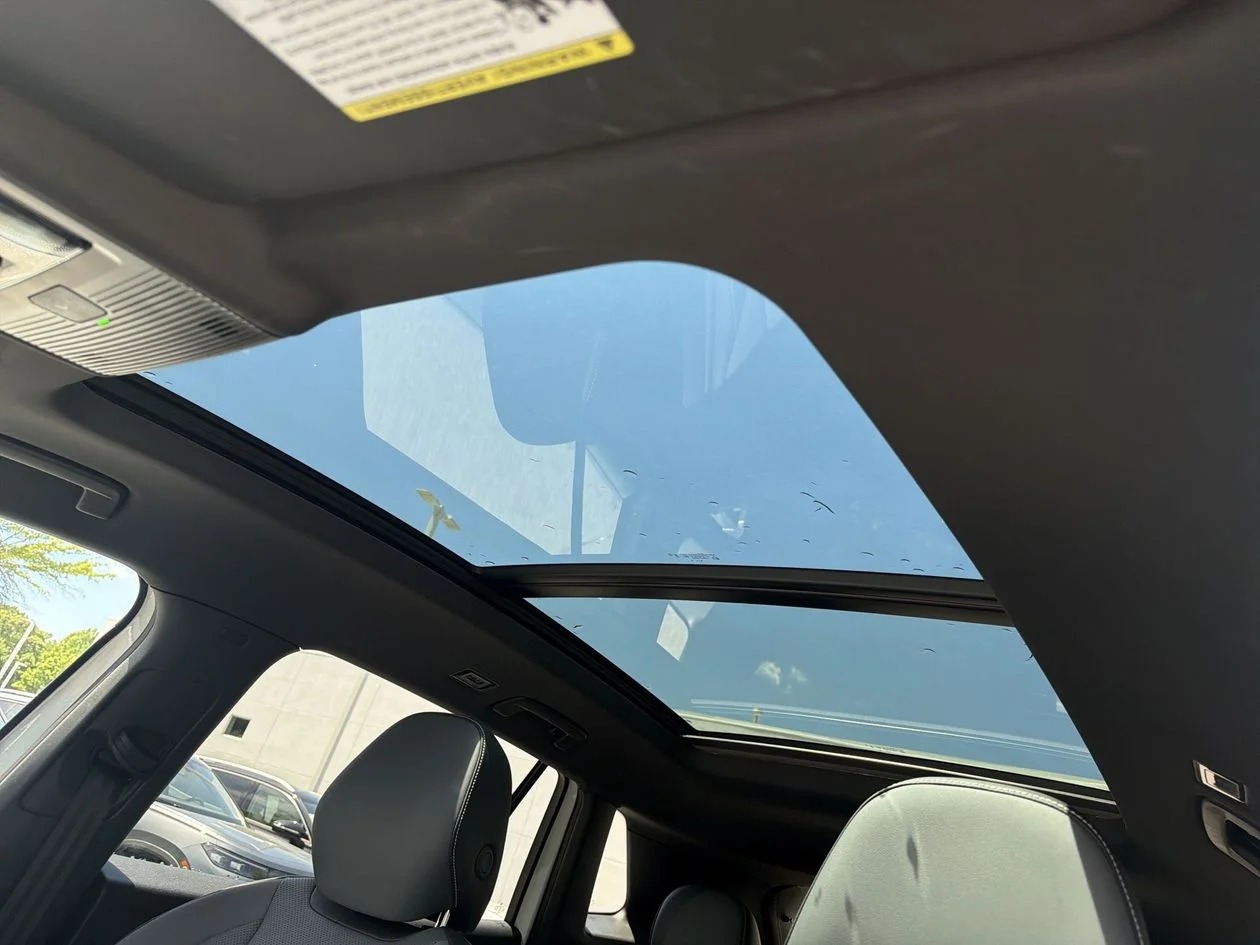 New 2026 White/off-white Volkswagen 2.0T SE R-Line Black image 27