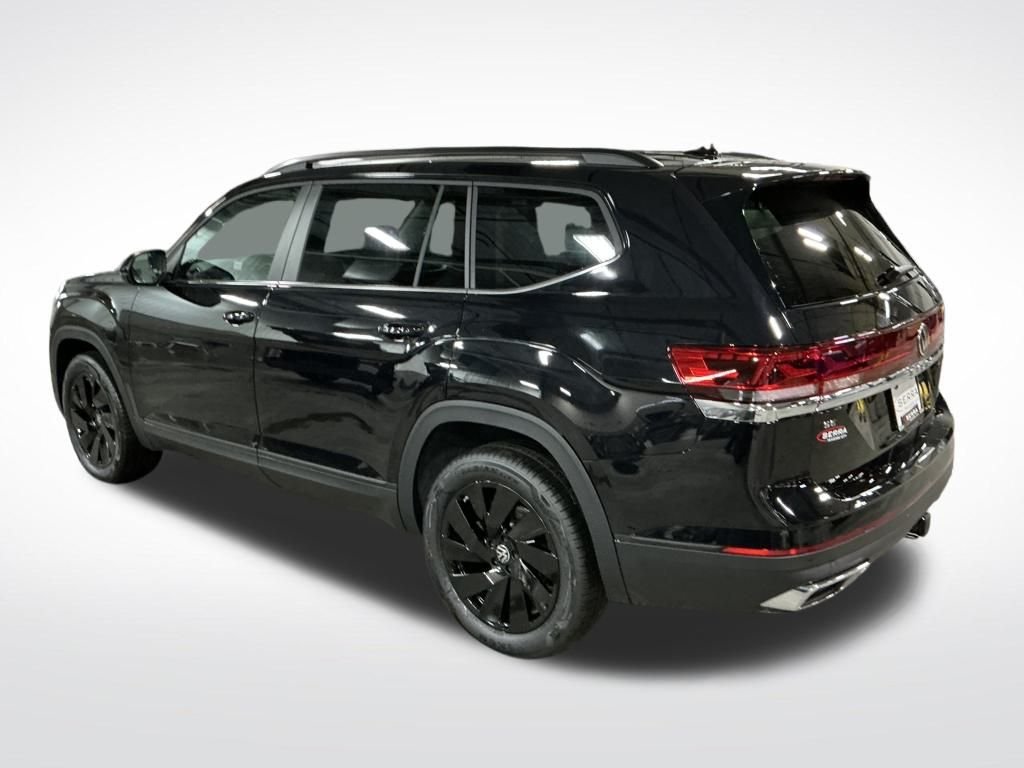 New 2026 Black Volkswagen 2.0T SE w/Technology image 3