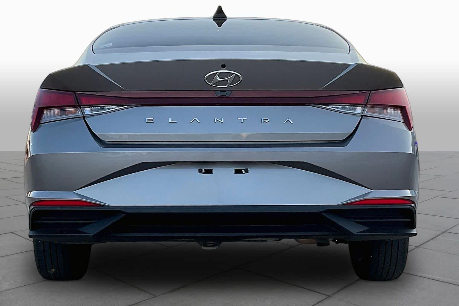 Pre-Owned 2023 Hyundai Elantra SEL
