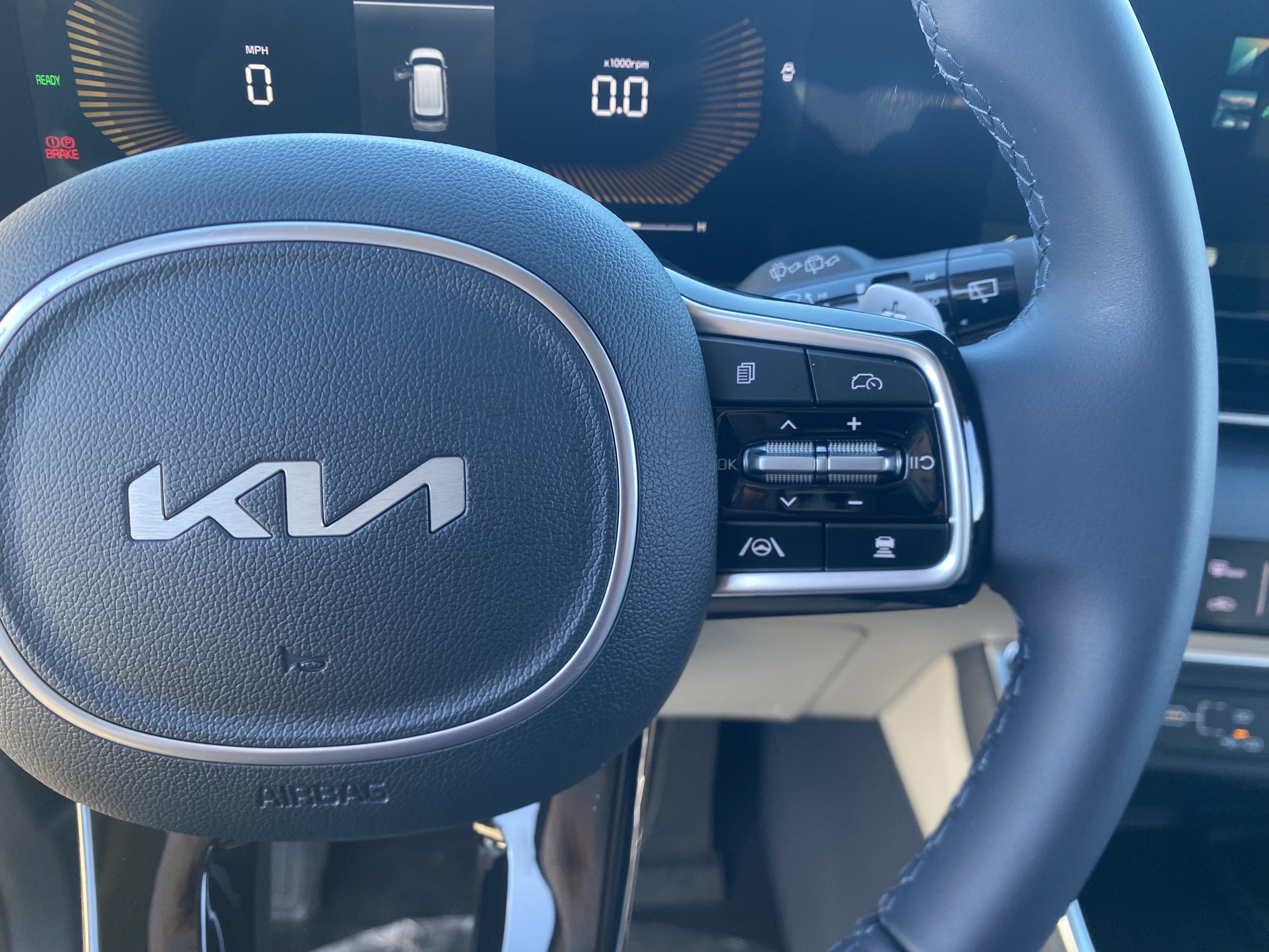 New 2026 Ivory Silver Kia EX image 23