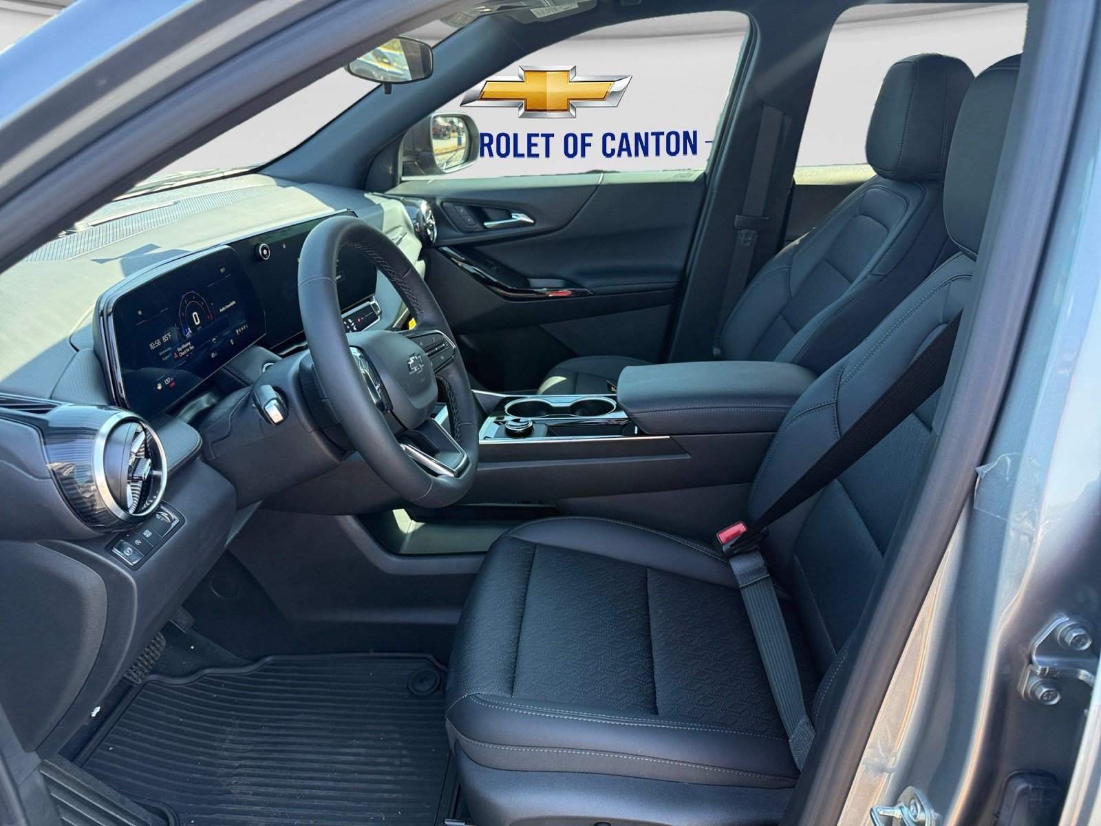 2026 Chevrolet Equinox LT - Photo 9