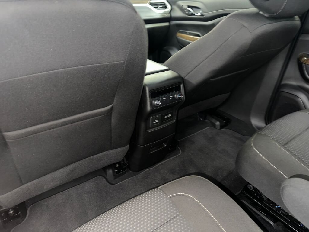 Used 2023 Ebony Twilight Metallic GMC SLE image 20