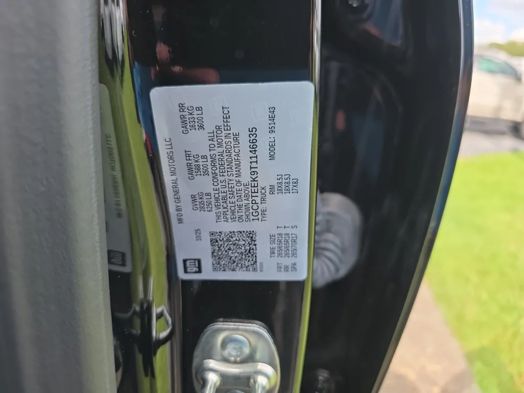New 2026 Black Chevrolet Trail Boss image 38