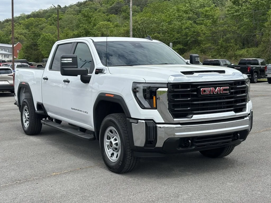 New 2026 Summit White GMC Pro image 4