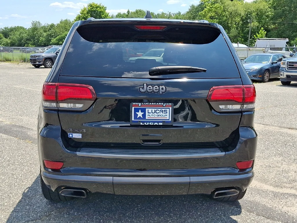 Used 2021 Diamond Black Crystal Pearlcoat Jeep High Altitude image 10