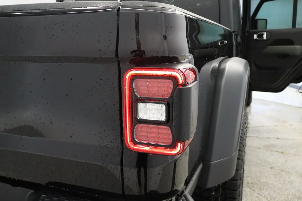 New 2026 Black Clearcoat Jeep Mojave image 20