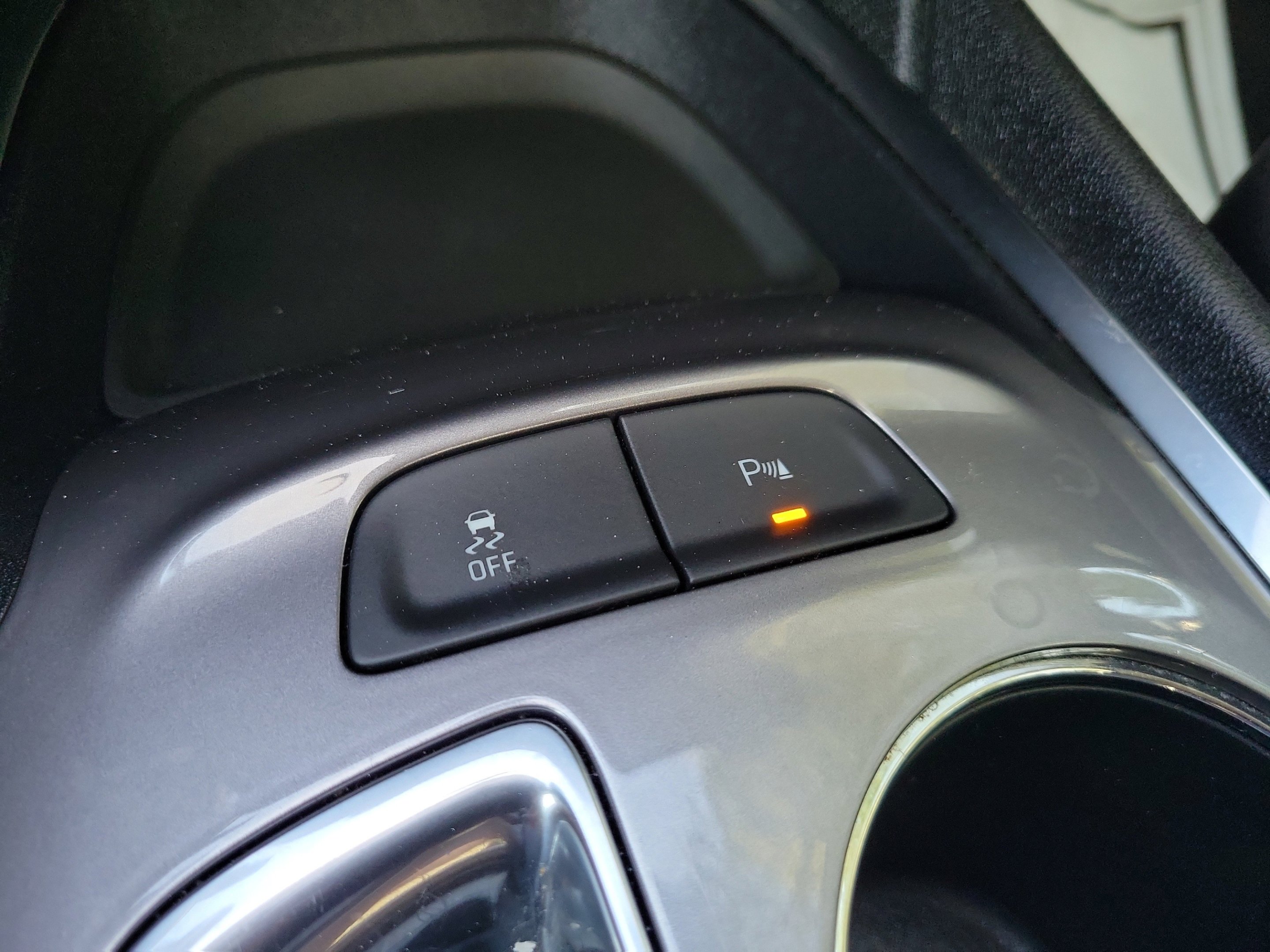 Used 2024 Summit White Chevrolet LT image 19