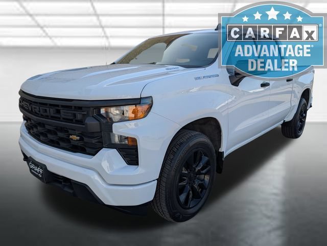 Used 2025 Summit White Chevrolet Custom image 24