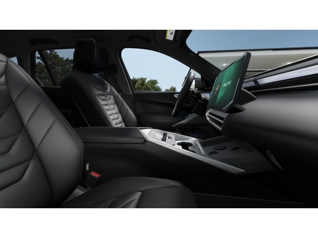 New 2027 Space Silver Metallic BMW  image 9