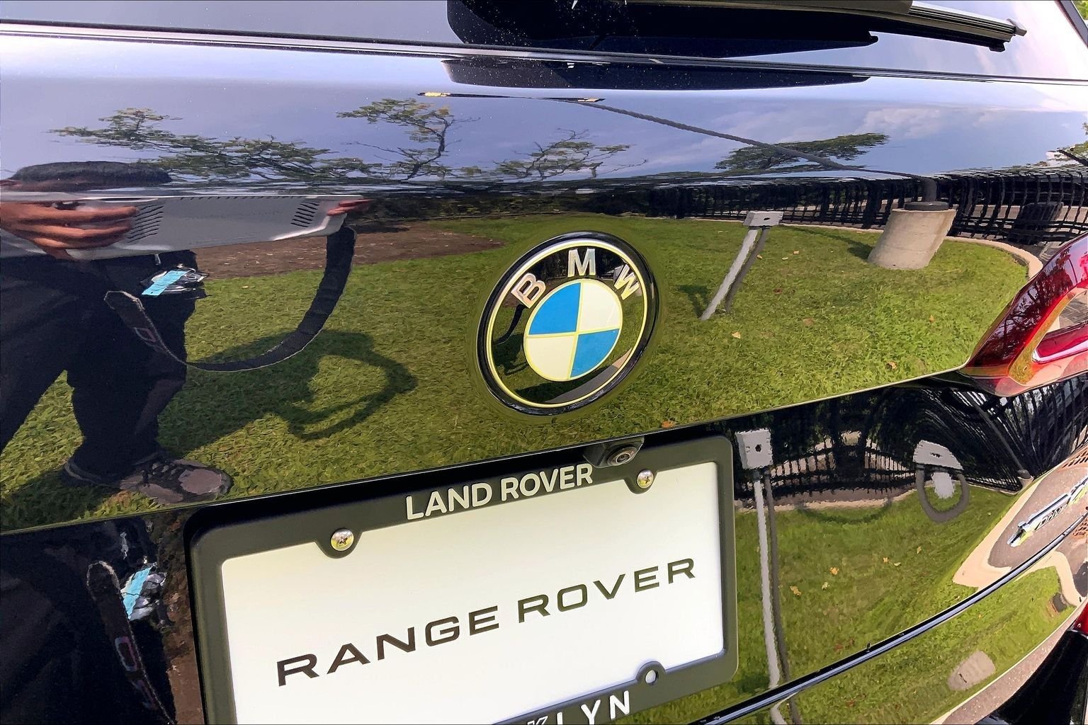 Used 2023 Black Sapphire Metallic BMW xDrive40i image 31