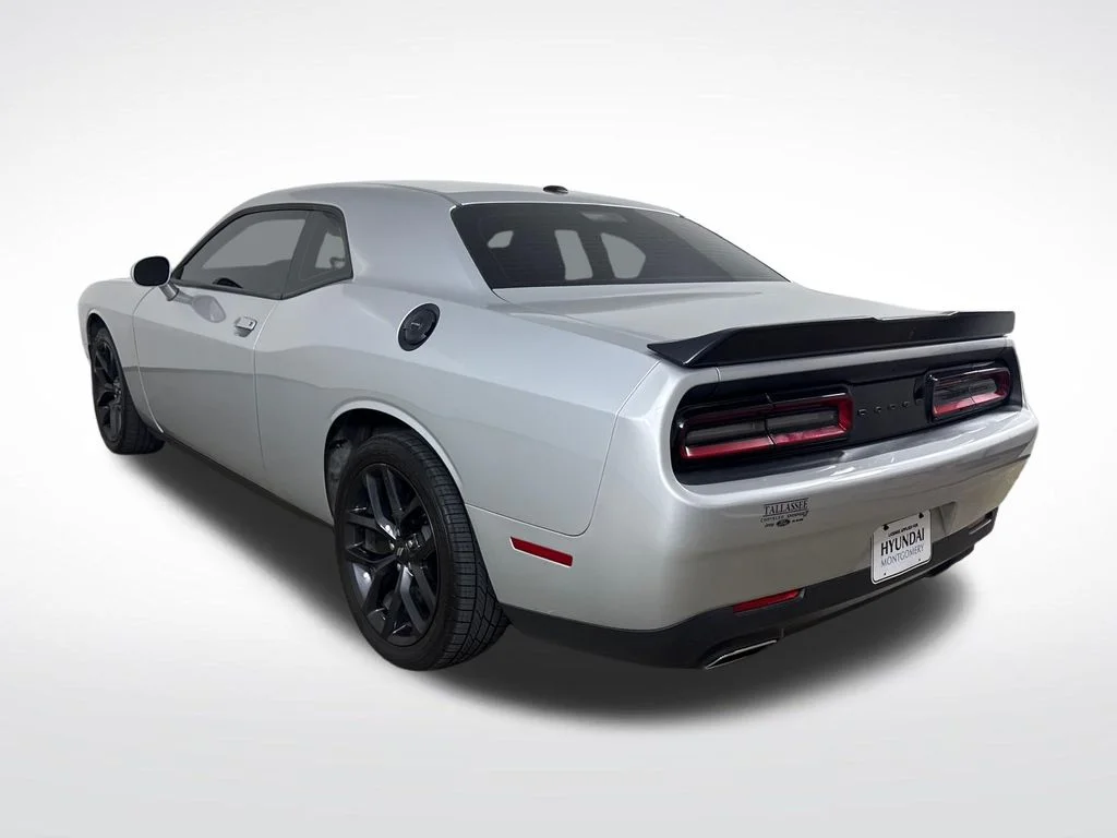 Used 2023 Silver Dodge SXT image 10