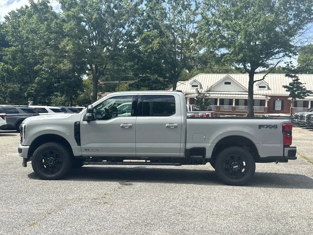 New 2026 Avalanche Ford F-250® XLT image 4