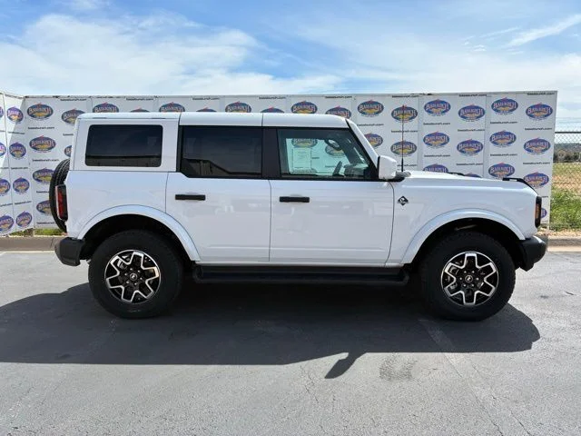 2026 Ford Bronco Outer Banks 4x4's photo