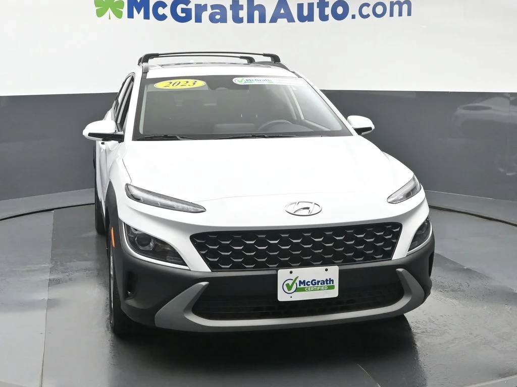 Certified Used 2023 White Hyundai SEL image 5