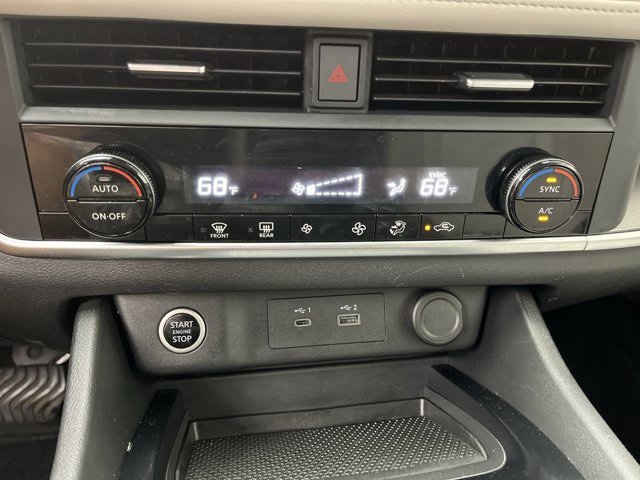 Used 2023 Pearl White Tricoat Nissan SV image 20