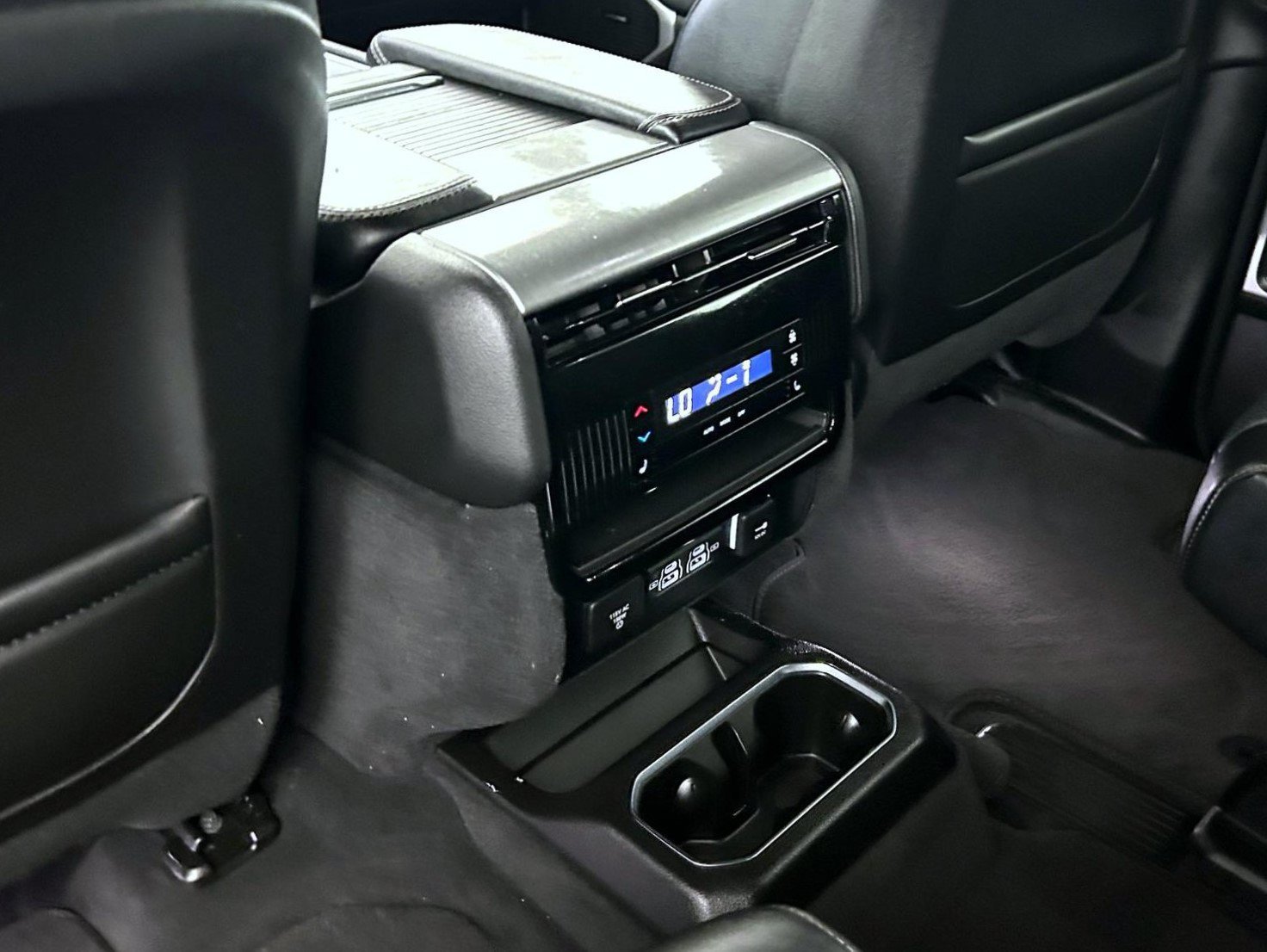 Used 2025 Black Jeep Series II image 23