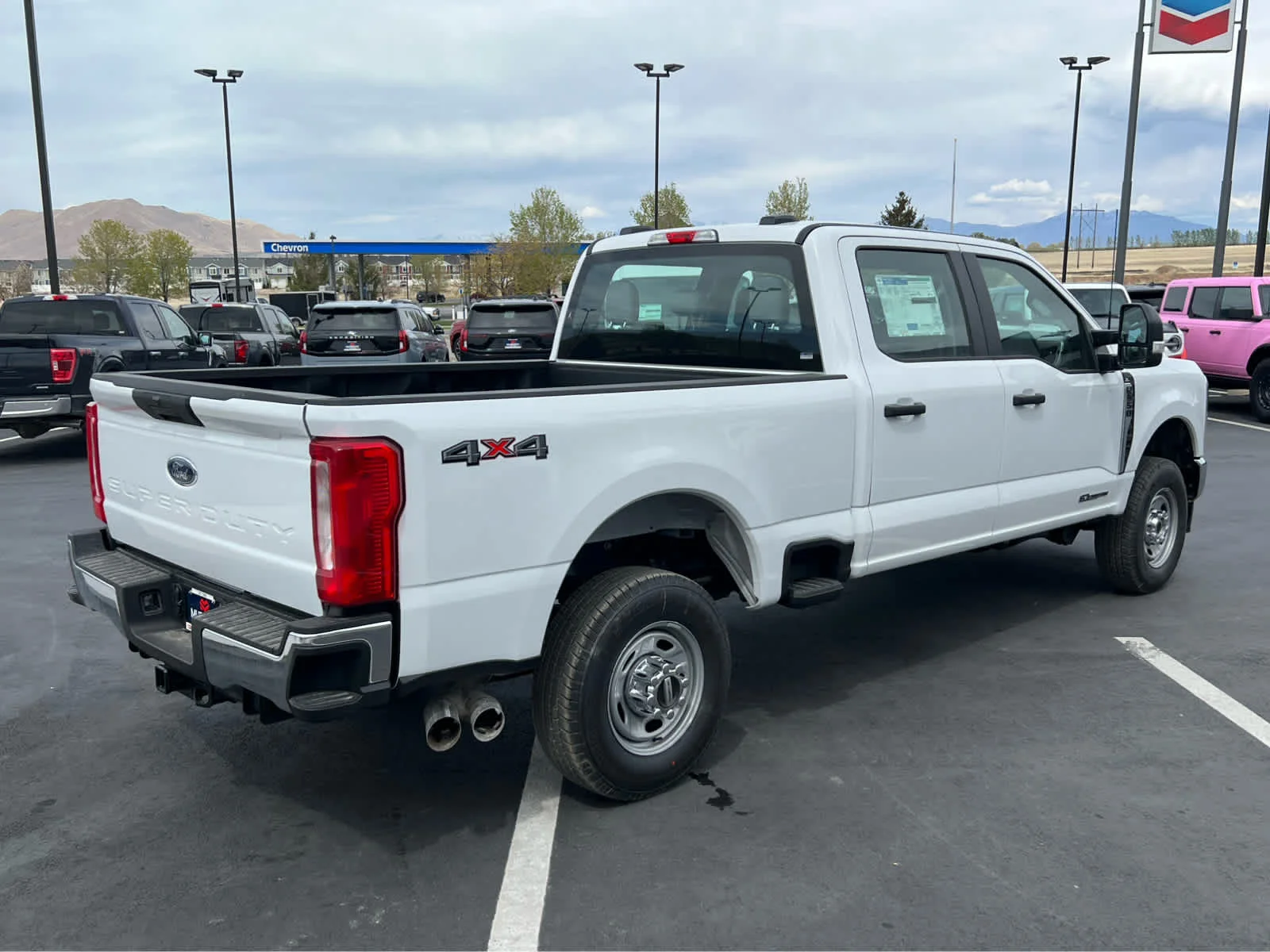 New 2026 Oxford White Ford F-350® XL image 7
