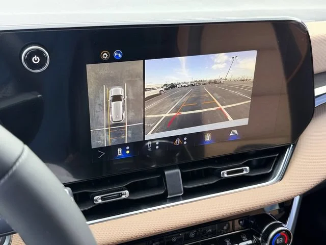 New 2026 Polar White Tricoat Chevrolet ACTIV image 12