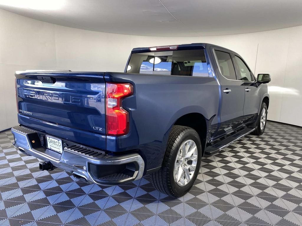 Used 2021 Blue Chevrolet LTZ image 9