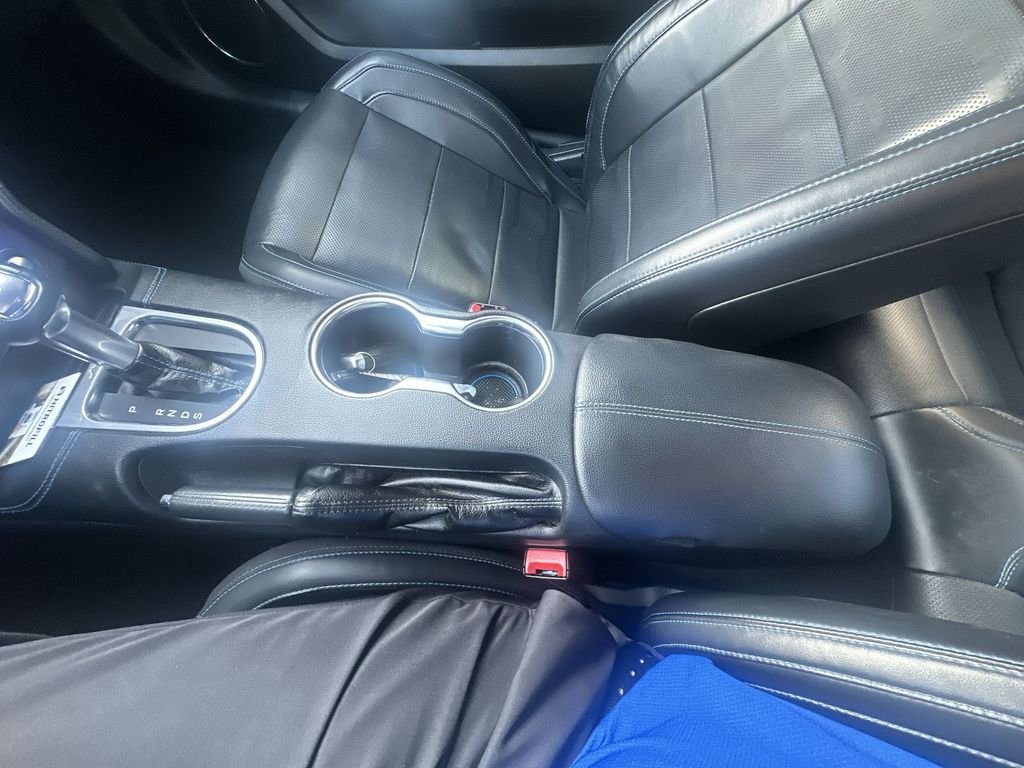 Used 2021 Blue Ford GT Premium image 27
