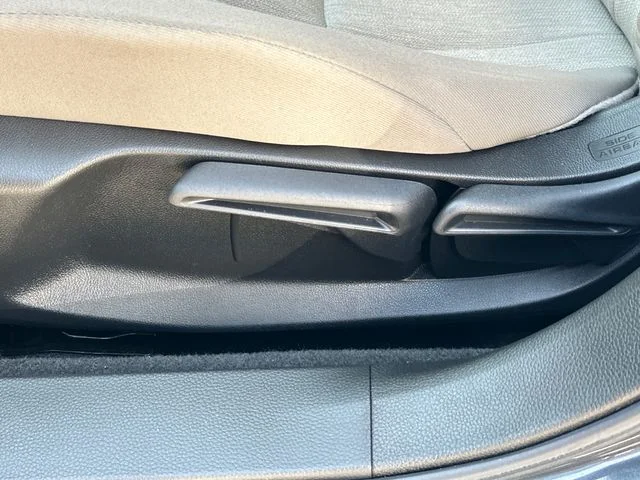 2025 Honda Accord LX - Photo 16