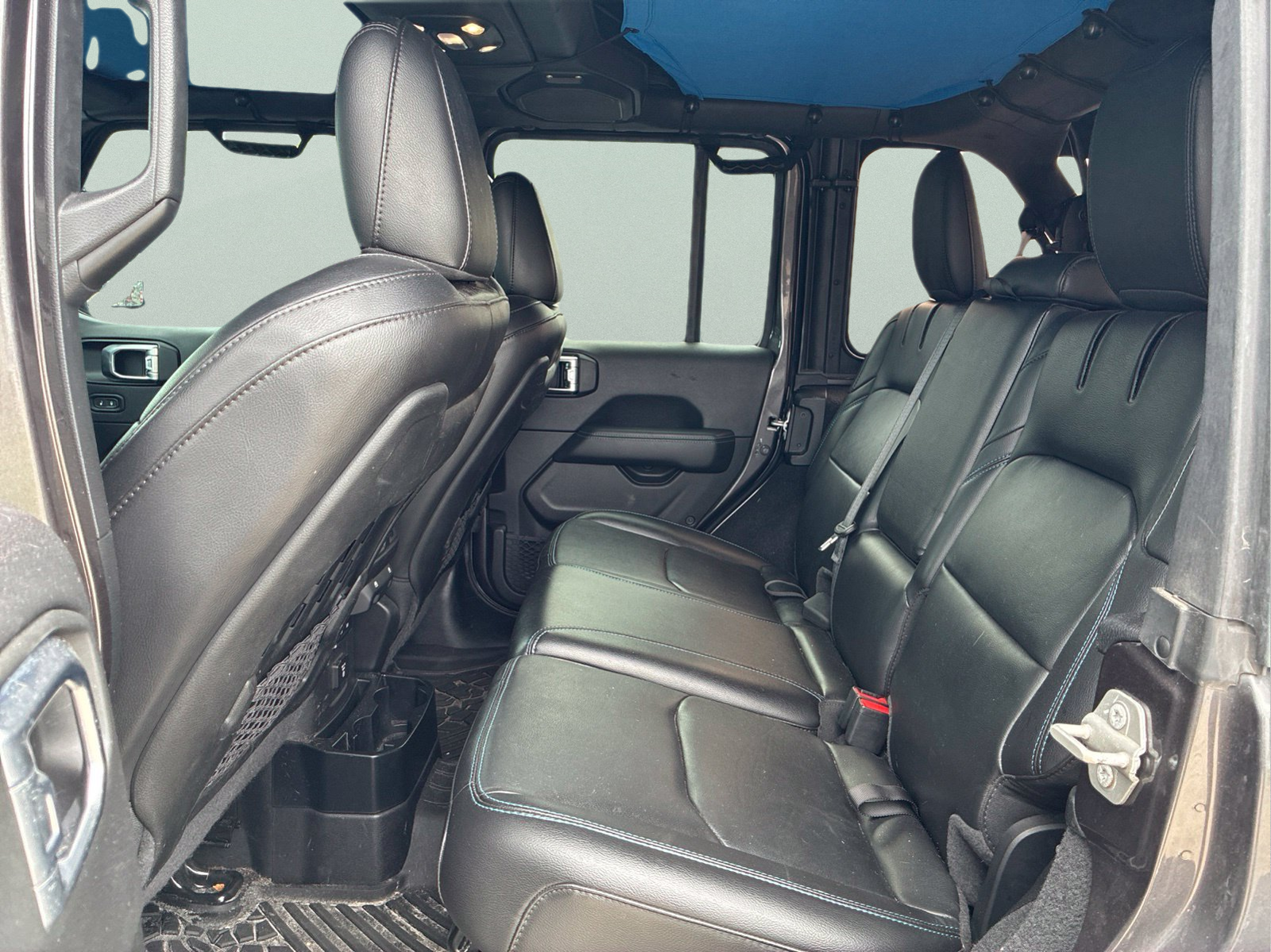 Used 2021 Gray Jeep Unlimited Rubicon 4xe image 10