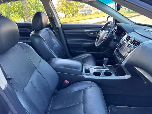 Used 2013 Gray Nissan 2.5 SL image 10