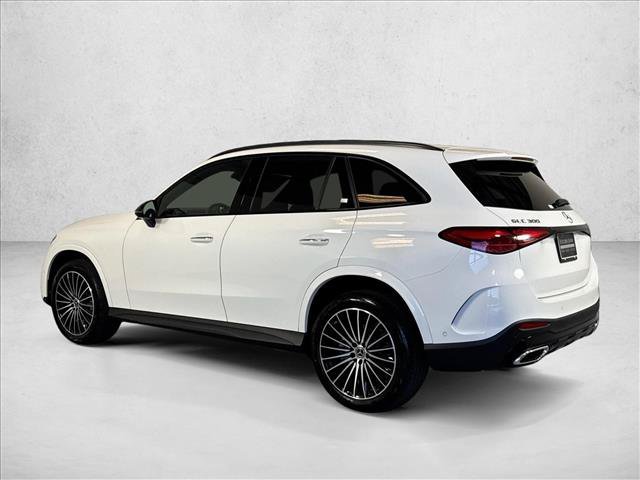 New 2026 Polar White Mercedes-Benz GLC 300 image 35