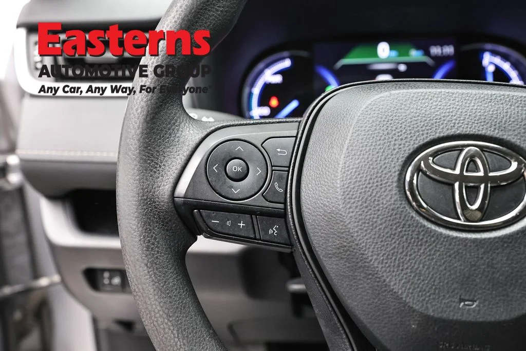 Used 2024 Silver Toyota XLE image 14