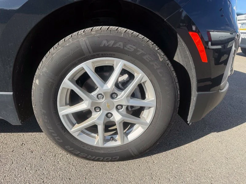 Used 2022 Black Chevrolet LT image 9