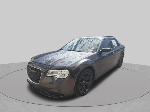 Used 2020 Gray Chrysler Touring image 7