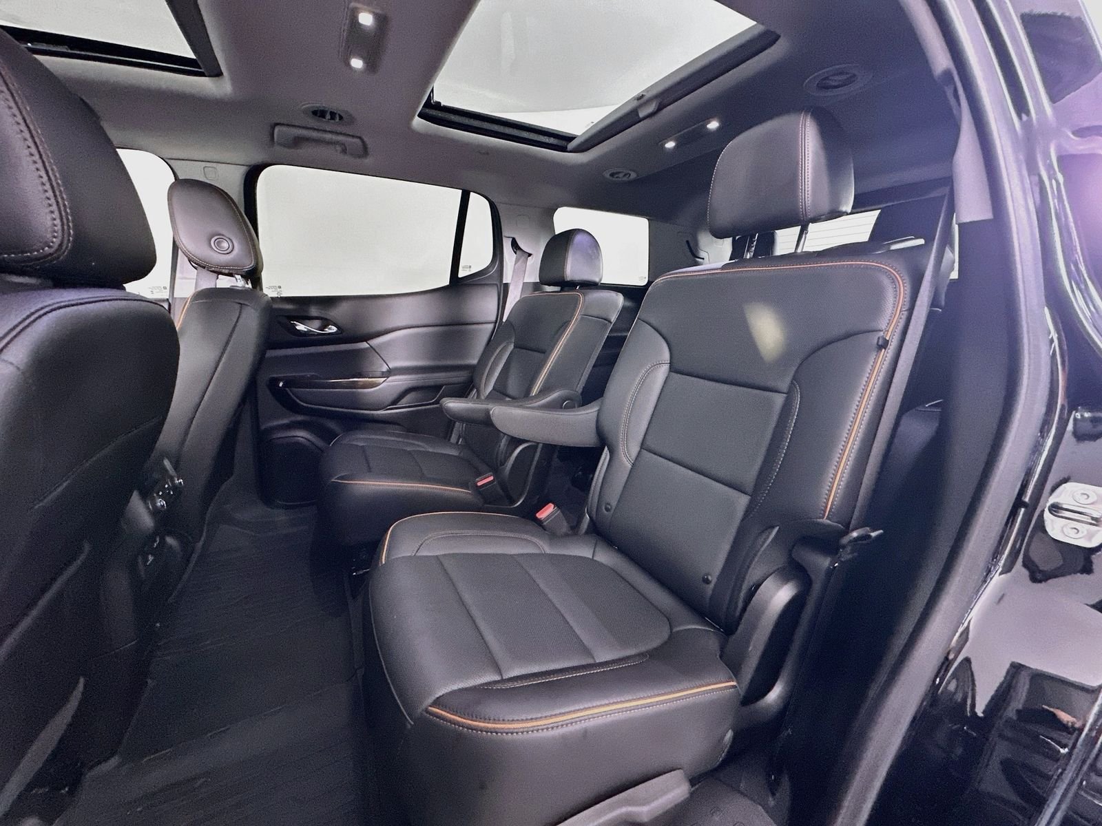 Used 2023 Ebony Twilight Metallic GMC AT4 image 26