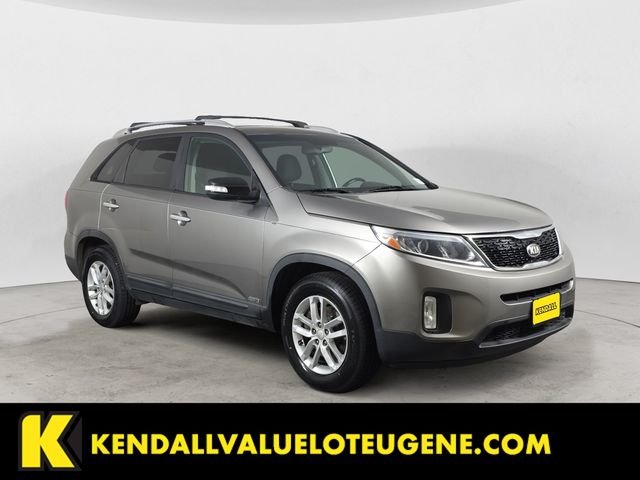 Used 2014 Silver Kia LX image 7