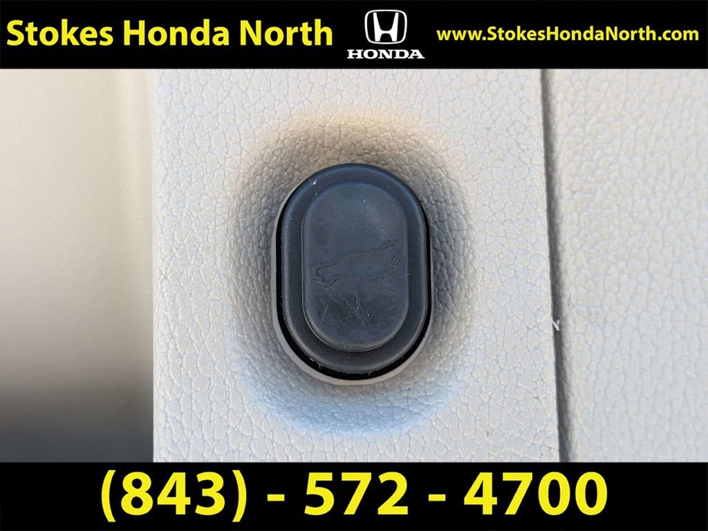 Used 2019 Black GMC Denali image 19